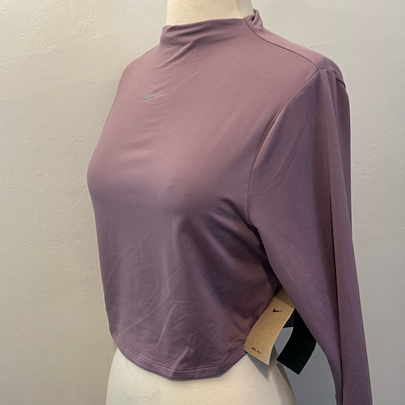 Nike Dri-FIT One Luxe Women's Long-Sleeve Cropped Training Top Sz XL $62 - Picture 2 of 7